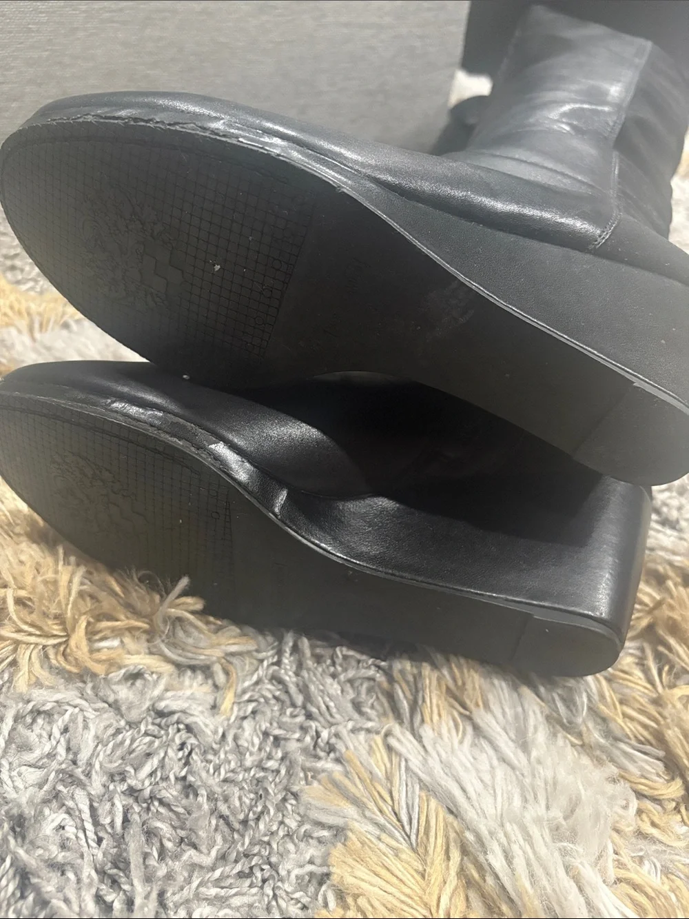 Vince Camuto sleek vince